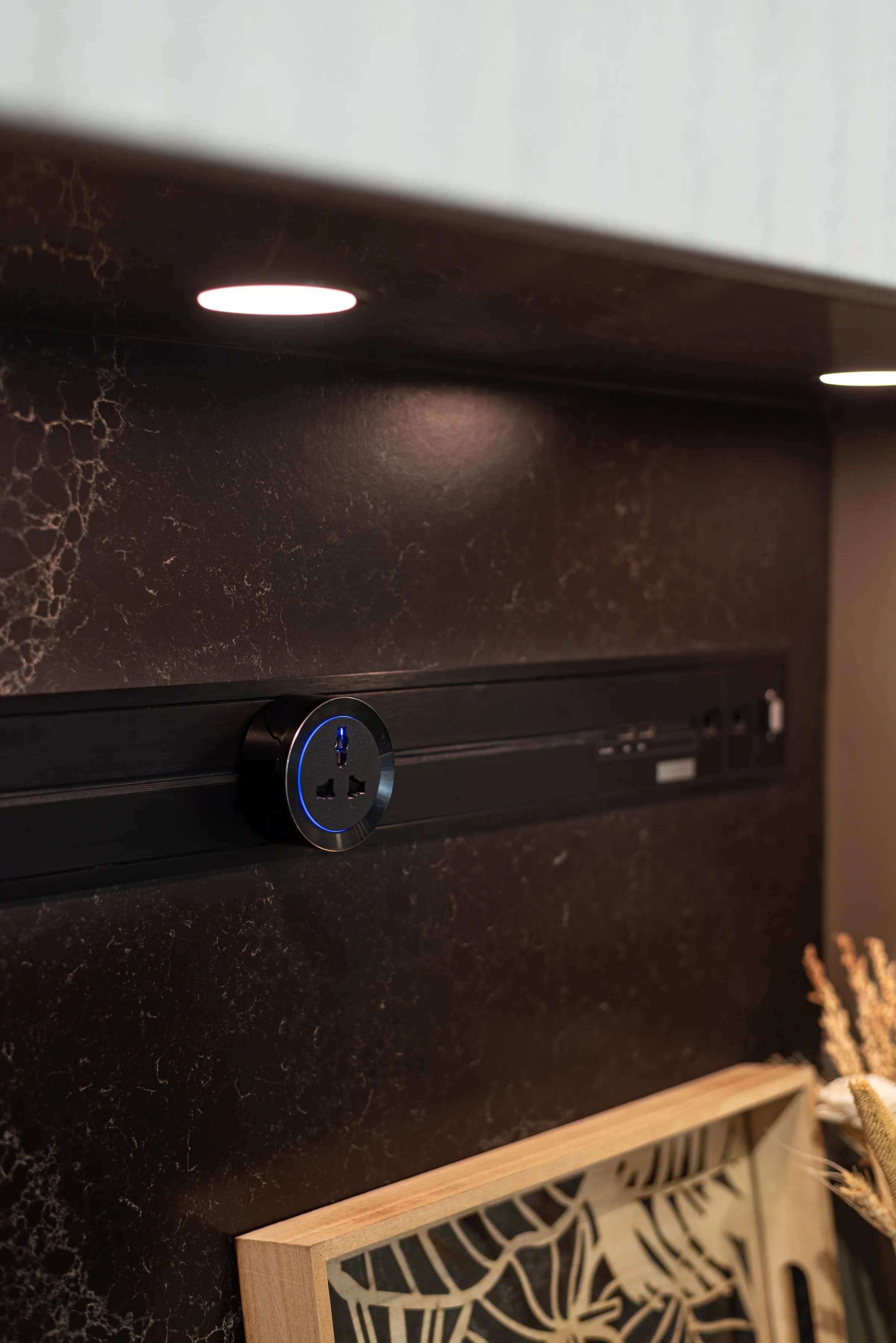 Track Socket - Image 3